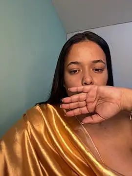 Snapshot of Deepika_padukoneNisha chatting on 02.12.26 Deepika padukoneNisha online show from 02.12.26