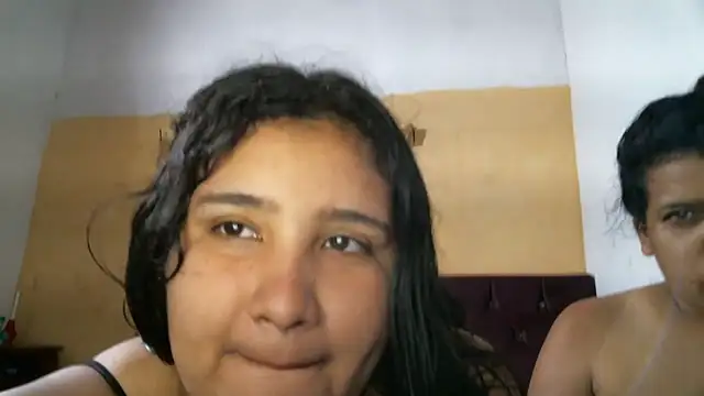 Snapshot of Valeria_Tiffany chatting on 09.20.25 Valeria Tiffany online show from 09.20.25