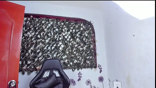 Sarahbrowm  online show from 10.09.25