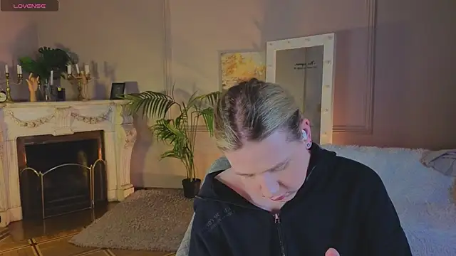 Jes Solar online show from 10.11.25