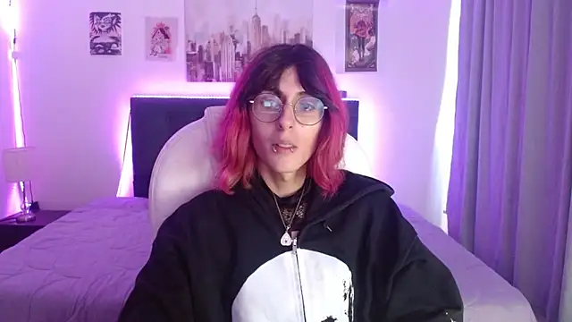 goth minerva online show from 12.17.25