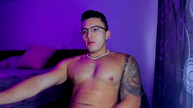 Snapshot of LucasJewely chatting on 03.19.25 LucasJewely online show from 03.19.25