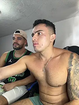 Snapshot of LucasJewely chatting on 10.19.25 LucasJewely online show from 10.19.25