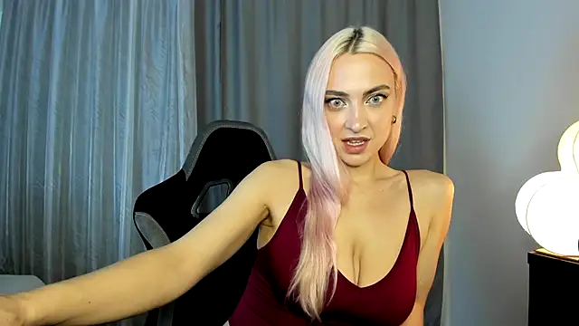  Miss Valentina  online show from 11.02.25