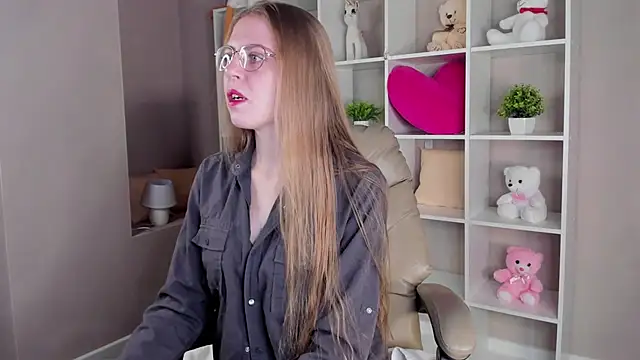 Joann Shermann online show from 11.11.25