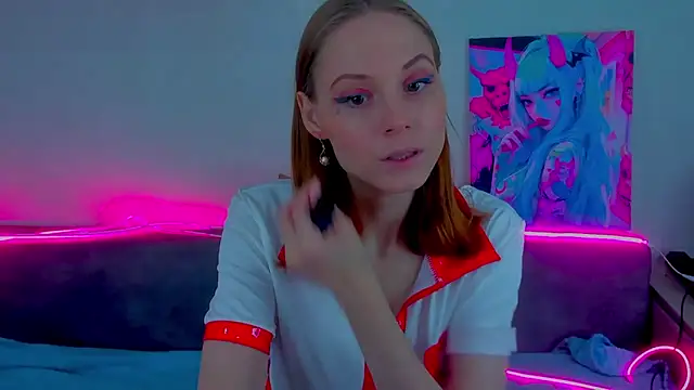 Snapshot of Gina_lovelyy chatting on 09.13.25 Gina lovelyy online show from 09.13.25