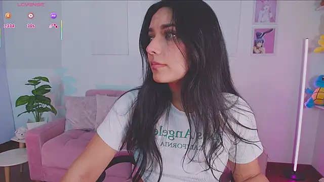 ariana bae  online show from 10.14.25