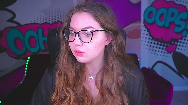 LuxSopphia online show from 09.28.25