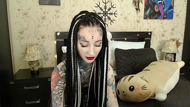 Snapshot of Velvetbat chatting on 03.20.25 Velvetbat online show from 03.20.25