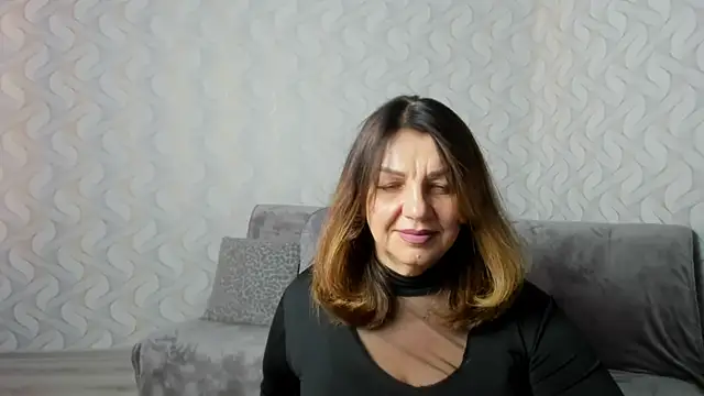 Snapshot of Nika_Light chatting on 03.21.25 Nika Light online show from 03.21.25