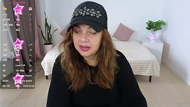 Nika Light online show from 10.12.25