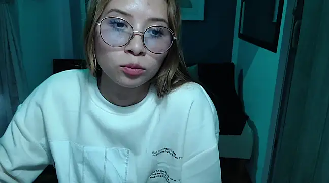 Fiorellaa delsd online show from 03.19.25