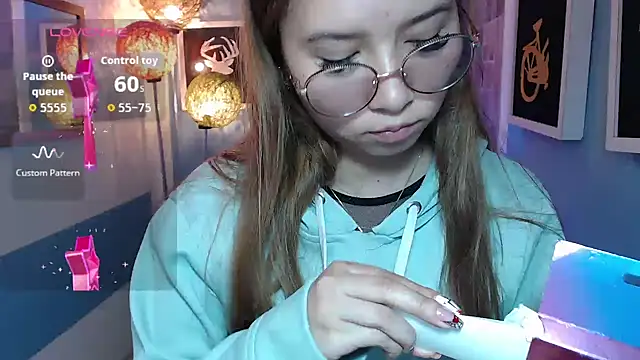 Fiorellaa delsd online show from 10.27.25