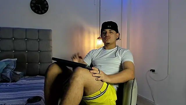 samxx muscle online show from 10.04.25