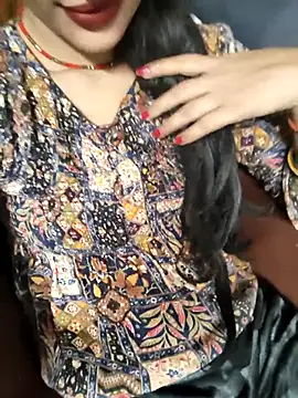 Eshwari Chopra online show from 10.22.25