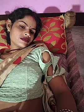 Eshna Dabral online show from 09.12.25