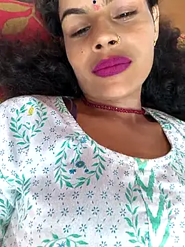 Eshna Dabral online show from 09.17.25