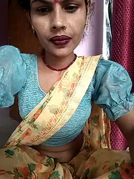 Eshna Dabral online show from 10.05.25