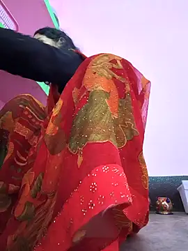 Eshna Dabral online show from 10.14.25