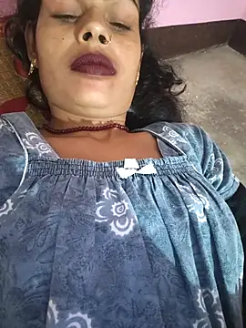 Eshna Dabral online show from 10.15.25