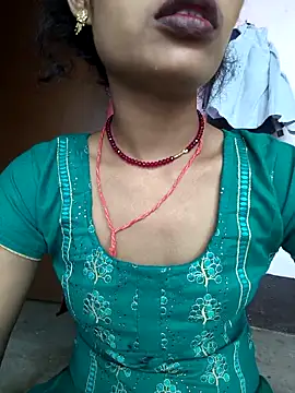 Eshna Dabral online show from 10.29.25