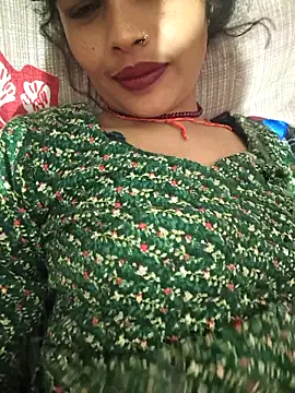 Eshna Dabral online show from 11.02.25