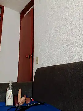 Snapshot of dulcewitch chatting on 10.15.25 dulcewitch online show from 10.15.25