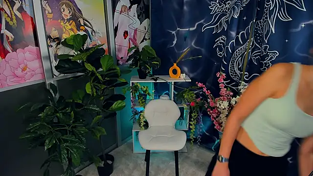 Snapshot of EdytBanns chatting on 03.21.25 EdytBanns online show from 03.21.25