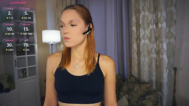 Snapshot of EdytBanns chatting on 09.27.25 EdytBanns online show from 09.27.25