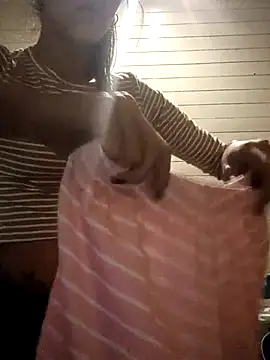 Camilitah online show from 04.12.26