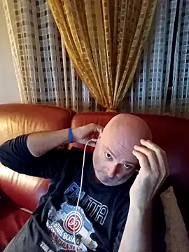 Alexis Bull online show from 10.23.25