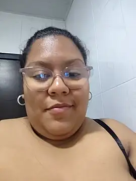 Snapshot of sheila_ro chatting on 04.20.26 sheila ro online show from 04.20.26