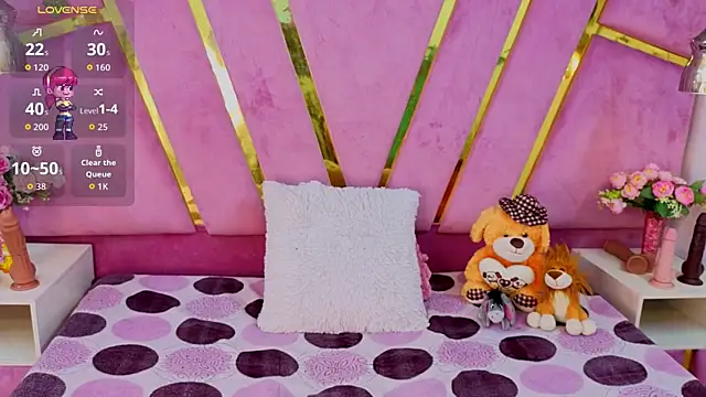 Snapshot of MilleyJones chatting on 10.02.25 MilleyJones online show from 10.02.25