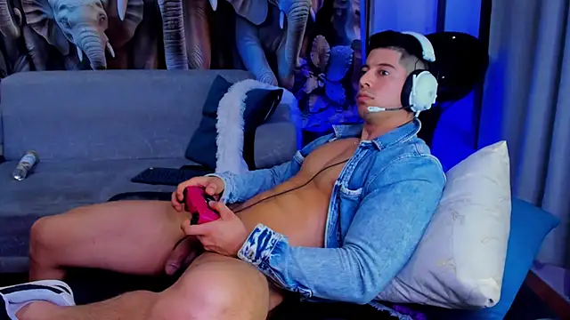 Lukas Green online show from 11.12.25