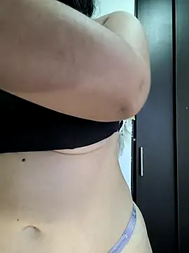 Yuli Mars online show from 10.02.25