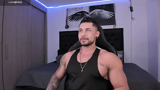 santi aesthetic online show from 10.04.25