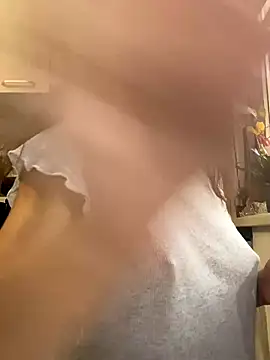 Snapshot of Anna_Nobel chatting on 10.30.25 Anna Nobel online show from 10.30.25