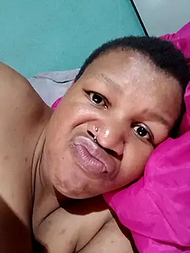 Snapshot of Crazy77 chatting on 12.22.25 Crazy77 online show from 12.22.25