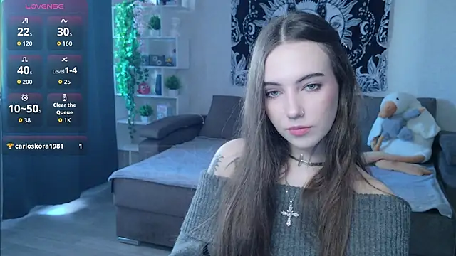 naugghtynikki online show from 09.19.25