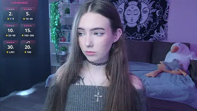 naugghtynikki online show from 09.25.25