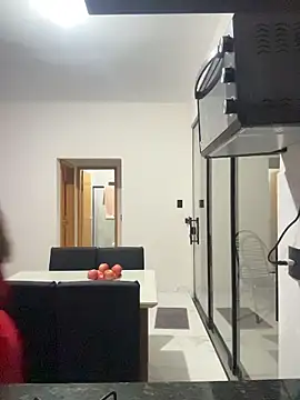 Manu 2002  online show from 04.03.26