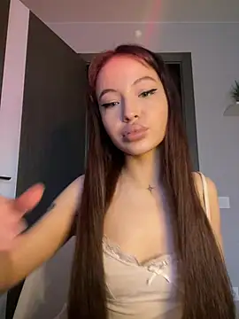 m1ssmalii online show from 03.22.25
