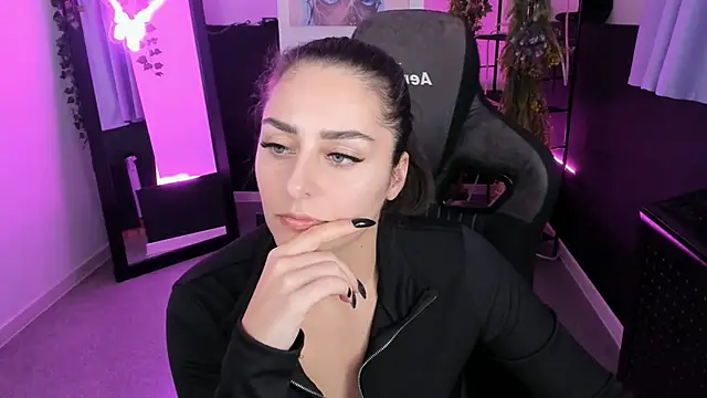 ValeriiMills online show from 11.08.25