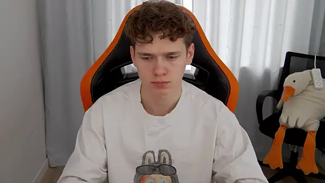 DanyDavis online show from 04.11.26