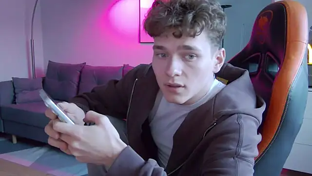 DanyDavis online show from 05.11.26
