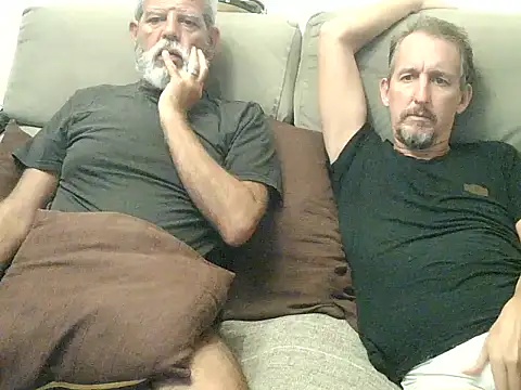 Snapshot of CasalcwBR chatting on 04.08.26 CasalcwBR online show from 04.08.26