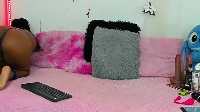 Snapshot of Rihanna_Flex chatting on 02.16.26 Rihanna Flex online show from 02.16.26