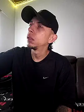 Snapshot of Chris__Jones chatting on 02.08.26 Chris Jones online show from 02.08.26