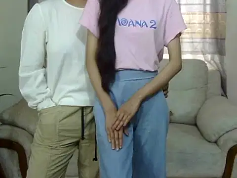 Snapshot of SistersLove3 chatting on 03.20.25 SistersLove3 online show from 03.20.25