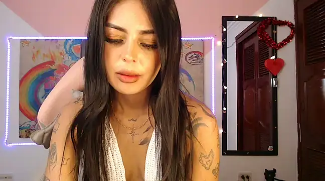 Snapshot of Sweetcandy18_Little chatting on 03.21.25 Sweetcandy18 Little online show from 03.21.25